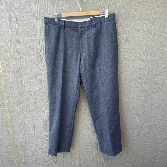 BANANA REPUBLIC 100% Wool  Dress Pants Men's 35 x 32 (29) Tailored Slim Fit Gray - Picture 1 of 8